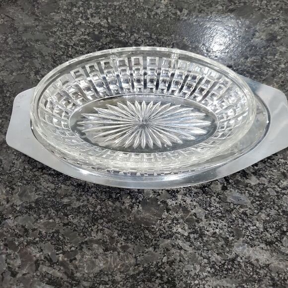 Crystal Relish Dish on Continental Silver Tray - Picture 1 of 5